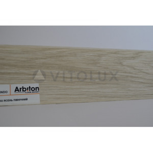 02 Плінтус INDO Arbiton Ясень Північний (2,5м). Photo 2